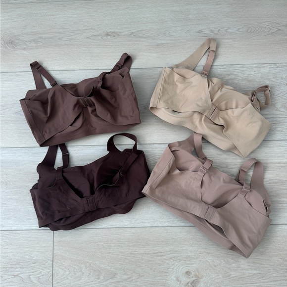 SKIMS Naked Scoop Bralette - Picture 2 of 4